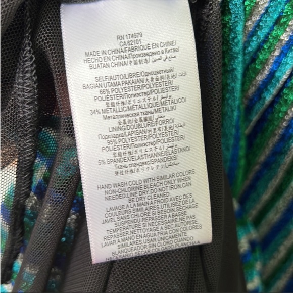 BCBG Dress size large Wore Once - Beautiful Metallic Blues and Greens dress. - Picture 14 of 15